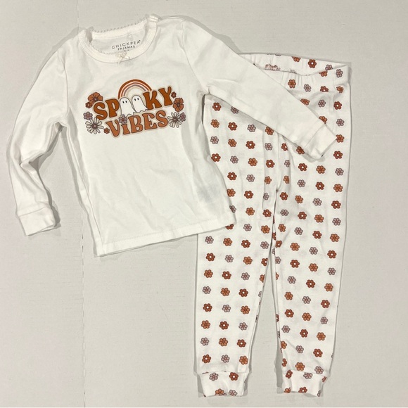 Toddler Halloween Spooky Vibes Pajama Set - Picture 1 of 3